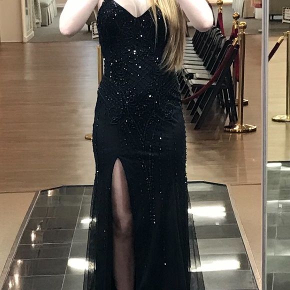 Prom Dress - Picture 2 of 6